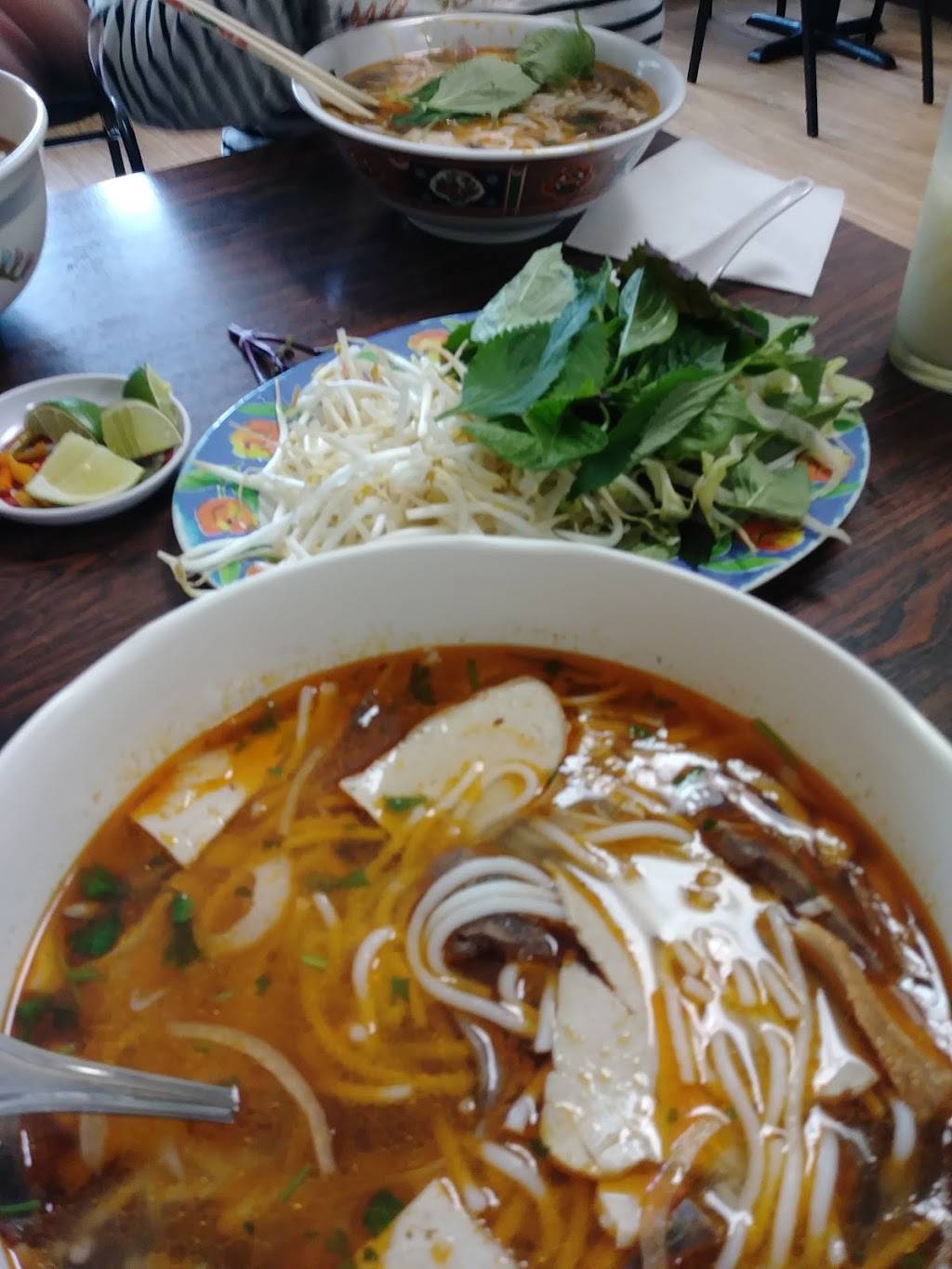 Pho Tuong Lai Restaurant | restaurant | 355 New Park Ave, Hartford, CT 06106, USA | 8605239134 OR +1 860-523-9134