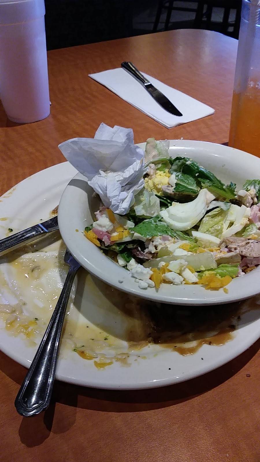 Lubys | restaurant | 801 N Beckley Rd, DeSoto, TX 75115, USA | 9722309944 OR +1 972-230-9944