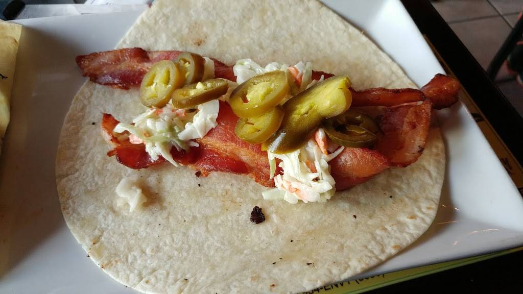 Sidelines Beer House | restaurant | 518 Locust Pl, Sewickley, PA 15143, USA | 4127410300 OR +1 412-741-0300