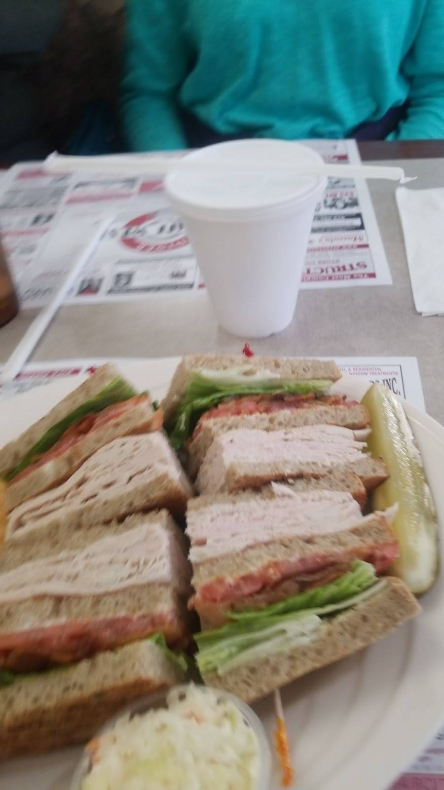 Summit West Diner | restaurant | 324 US-46, Denville, NJ 07834, USA | 9739831818 OR +1 973-983-1818