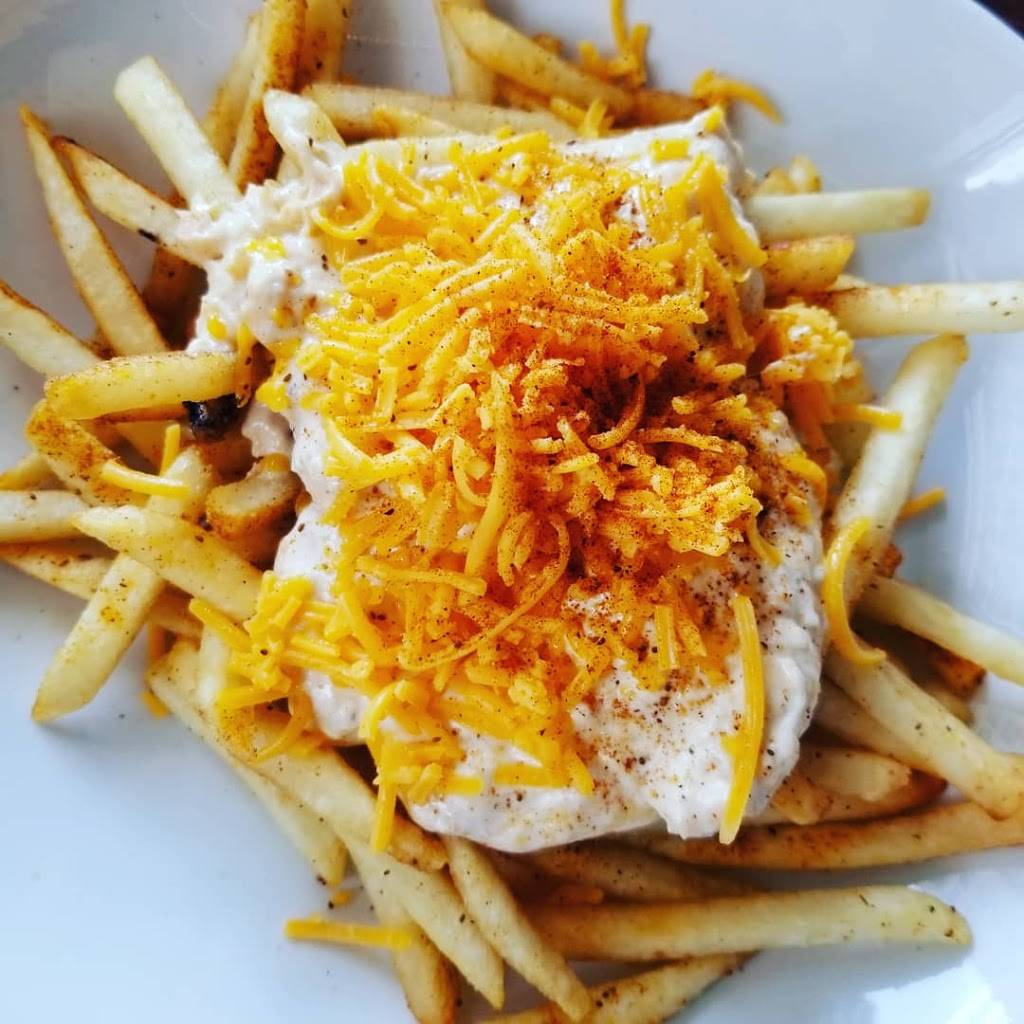 Jekyll & Hyde’s Gastropub | restaurant | 8 E 10th St, Erie, PA 16501, USA | 8144560072 OR +1 814-456-0072