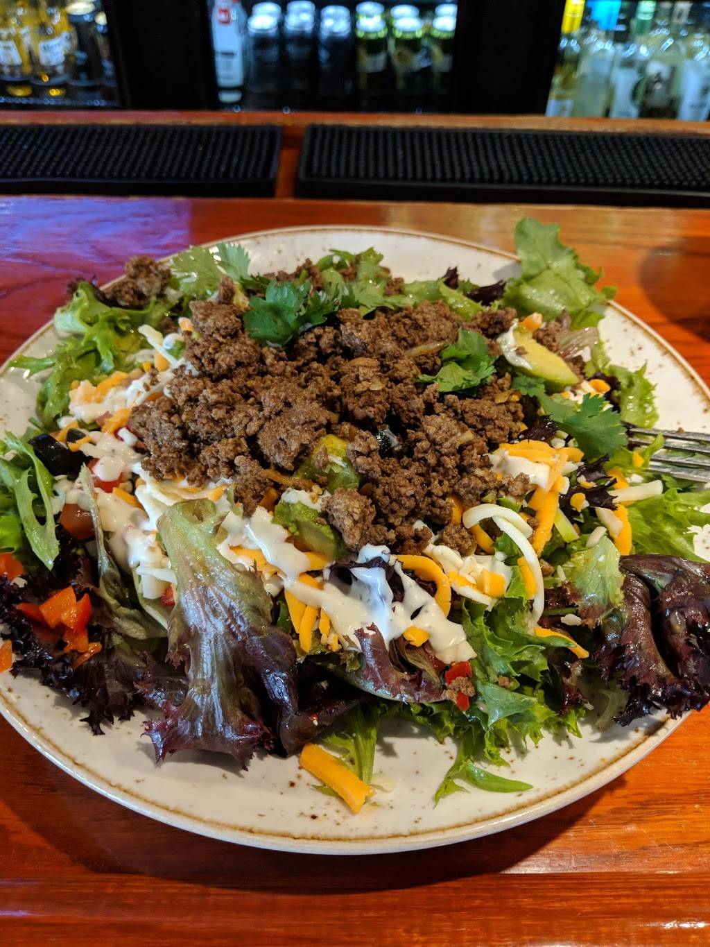 Bad Dog Corunna | restaurant | 368 Lyndoch St, Corunna, ON N0N 1G0, Canada | 5198624100 OR +1 519-862-4100