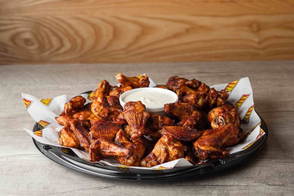 Chick N Max | restaurant | 2350 N Greenwich Rd #100, Wichita, KS 67226, USA | 3164253991 OR +1 316-425-3991