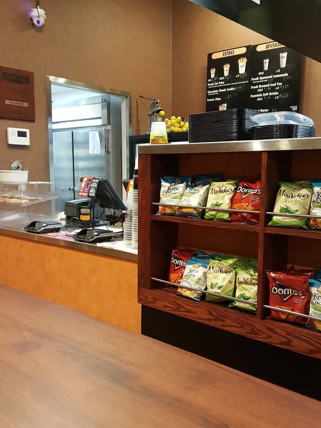 Penn Station East Coast Subs | meal takeaway | 1126 Collinsville Crossing Blvd, Collinsville, IL 62234, USA | 6183443400 OR +1 618-344-3400