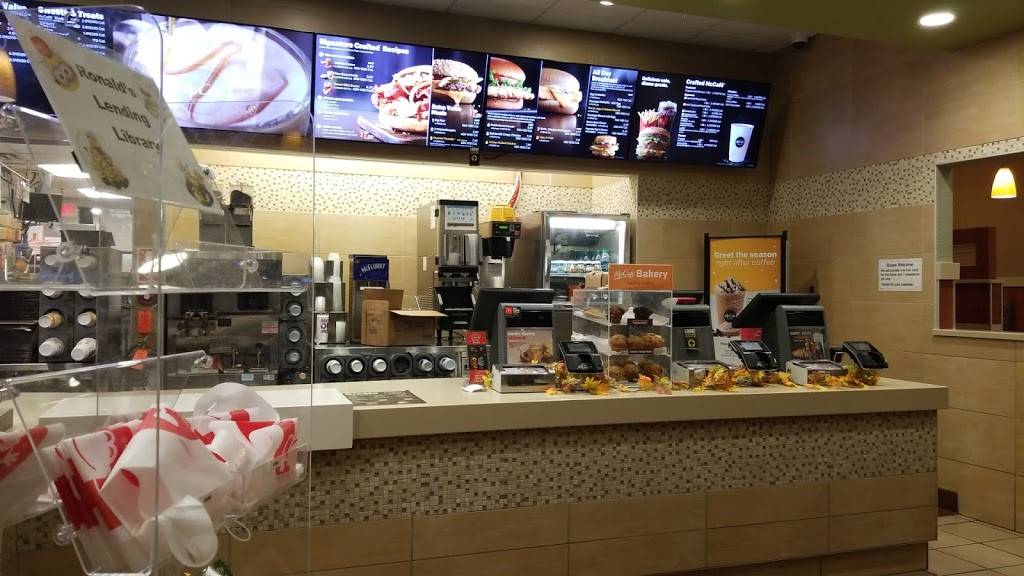 McDonalds | cafe | 158 New County Rd, Thomaston, ME 04861, USA | 2075967800 OR +1 207-596-7800