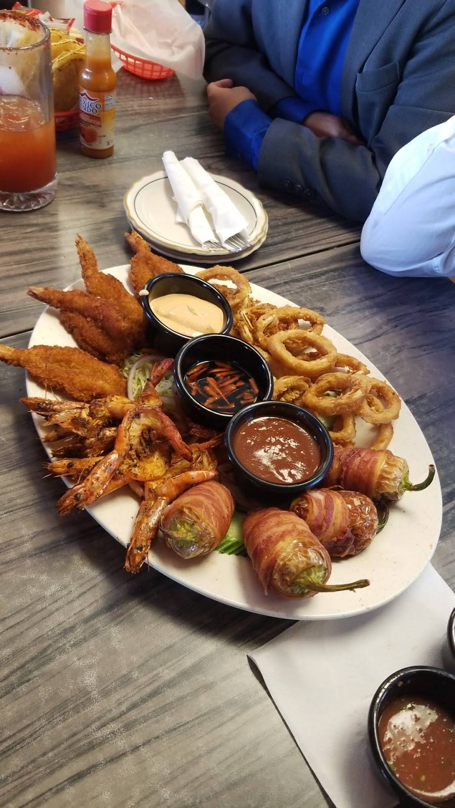 Mariscos Mi Nuevo Nayarit | restaurant | 6740 W McDowell Rd, Phoenix, AZ 85035, USA | 6238499593 OR +1 623-849-9593