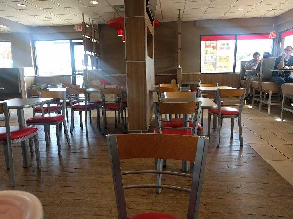 Burger King | restaurant | 6220 East Fwy, Houston, TX 77020, USA | 7136722421 OR +1 713-672-2421