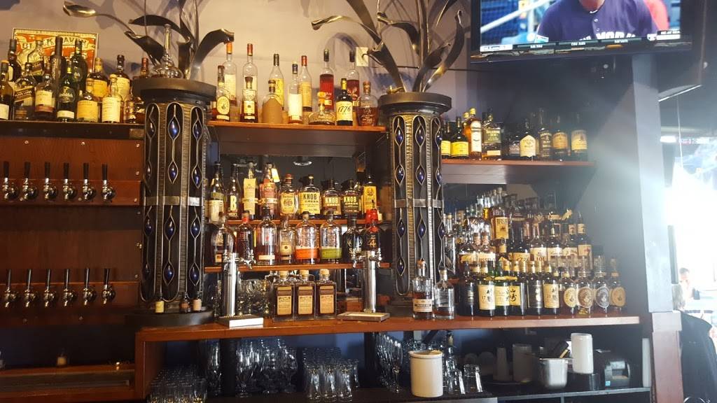 Indigo Kitchen and Alehouse | restaurant | 2902 164th St SW F3, Lynnwood, WA 98087, USA | 4257418770 OR +1 425-741-8770