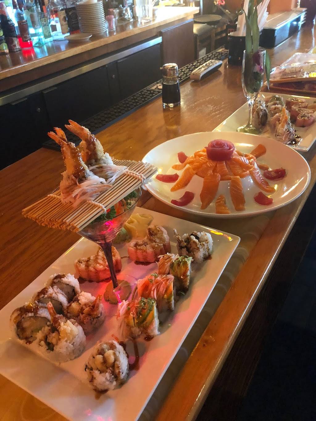 Tang Asia Bistro | restaurant | 11 E High St, East Hampton, CT 06424, USA | 8604673948 OR +1 860-467-3948