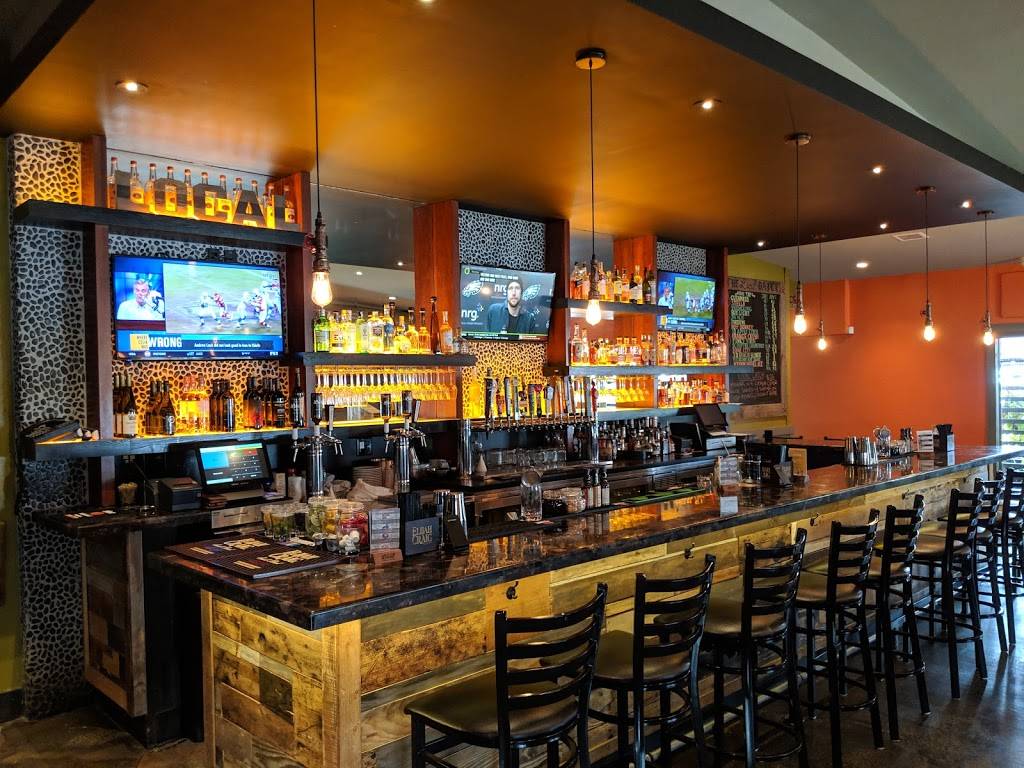 The Local | restaurant | 3701 W Henderson Blvd, Tampa, FL 33607, USA | 8133533701 OR +1 813-353-3701