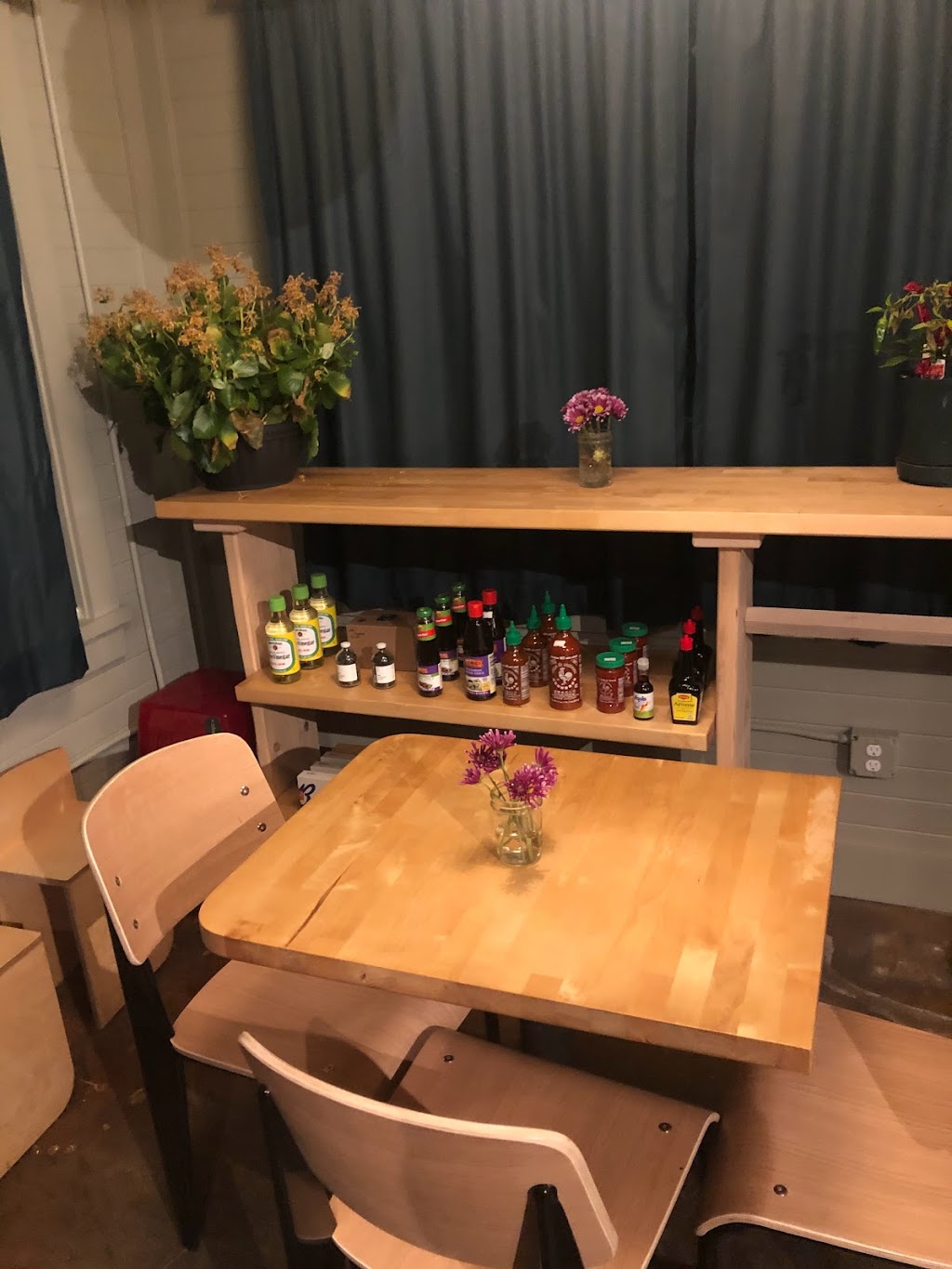 thơm Portland | restaurant | 3039 NE Alberta St, Portland, OR 97211, USA | 9712551947 OR +1 971-255-1947