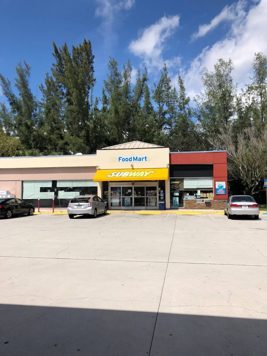 Subway | restaurant | 7533 W Atlantic Ave, Delray Beach, FL 33446, USA | 5616372700 OR +1 561-637-2700