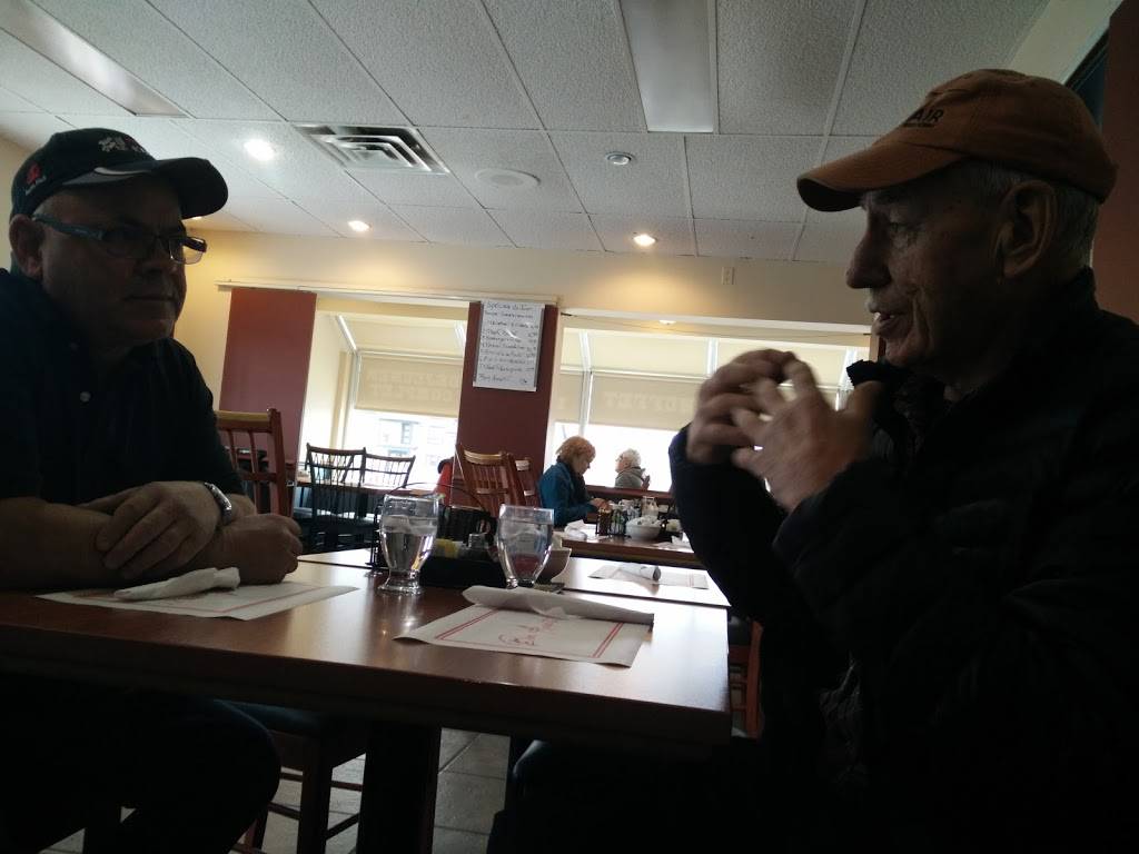 Restaurant La Bavière | restaurant | 5310 Bd Laurier O, Saint-Hyacinthe, QC J2S 3V7, Canada | 4507735310 OR +1 450-773-5310