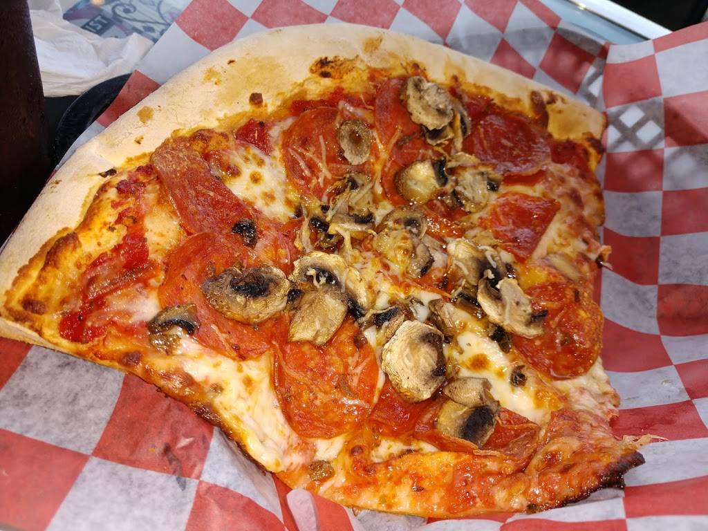 Southside Flying Pizza | restaurant | 2206 S Congress Ave, Austin, TX 78704, USA | 5124424246 OR +1 512-442-4246