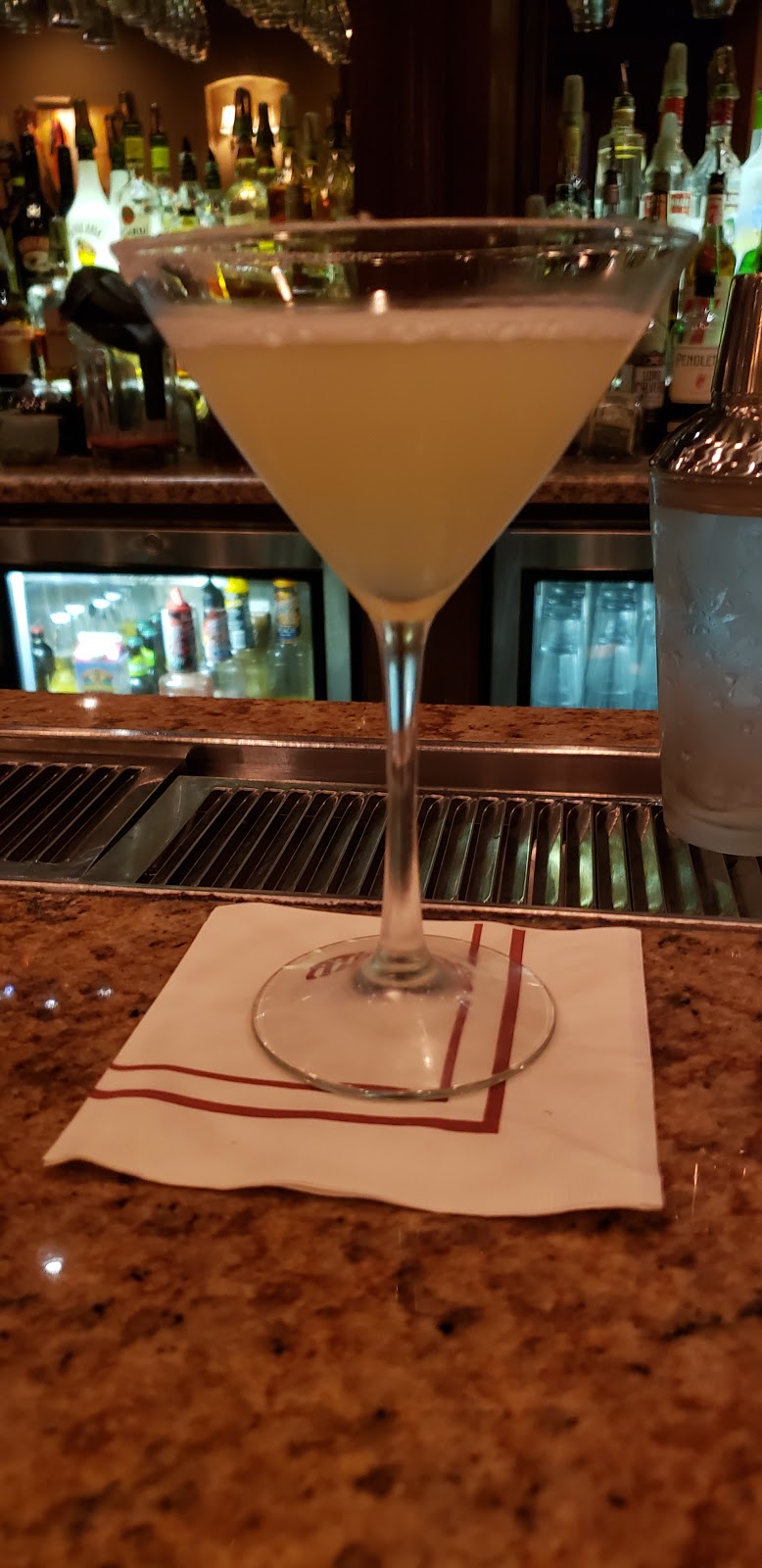 Paramount Studio Cocktails & Food | restaurant | 307 S Phillips Ave, Sioux Falls, SD 57104, USA | 6053340386 OR +1 605-334-0386