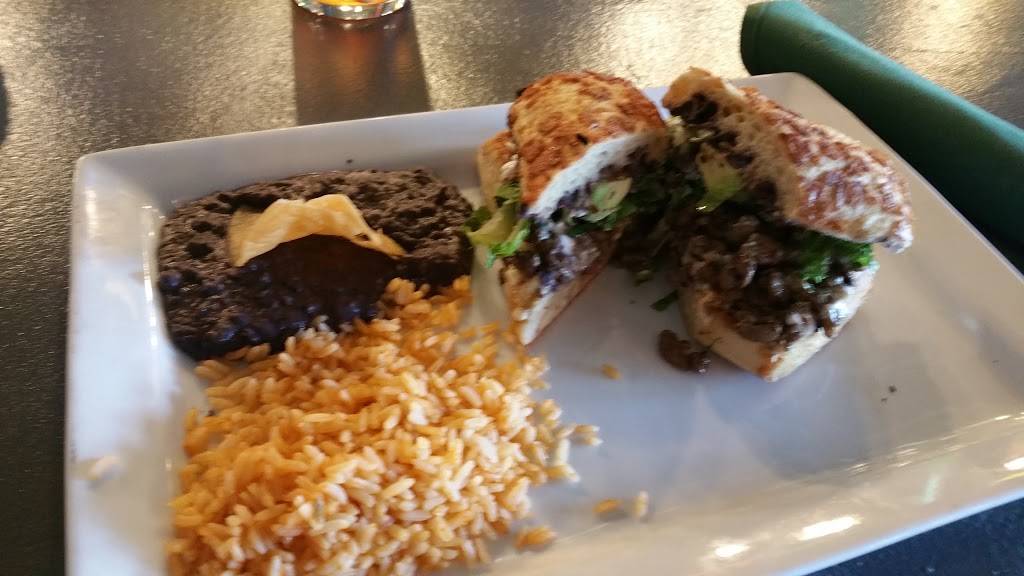 Mias Cantina | restaurant | 1012 Curtiss St, Downers Grove, IL 60515, USA | 6305418176 OR +1 630-541-8176