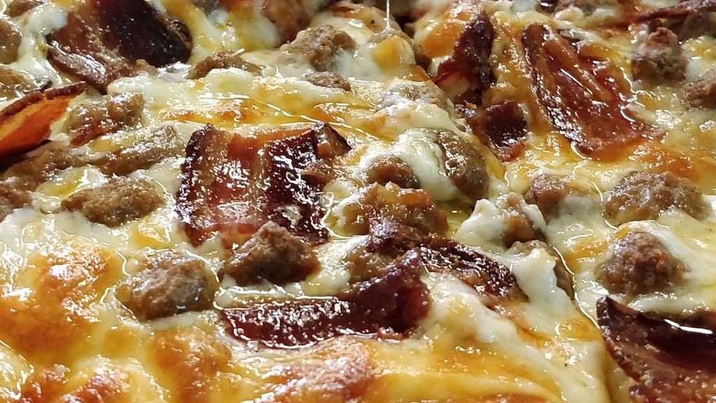 Metcalfe Pizza | restaurant | 8202 Victoria St, Metcalfe, ON K0A 2P0, Canada | 6138211509 OR +1 613-821-1509