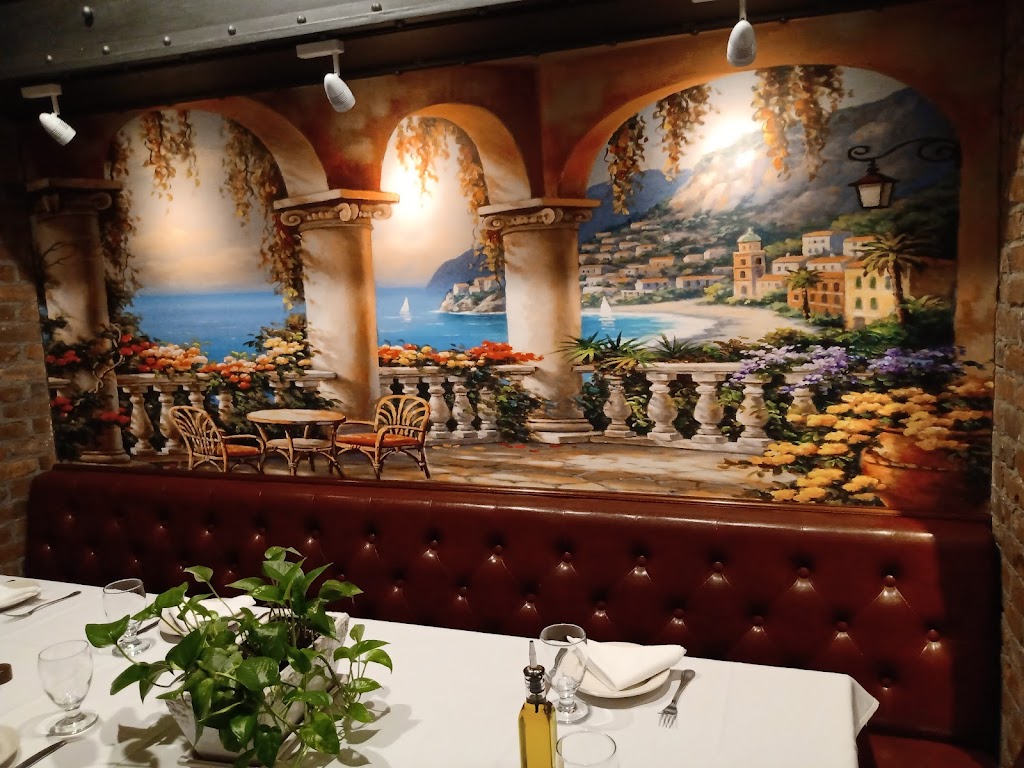 IL Triangolo | restaurant | 96-01 Corona Ave., Queens, NY 11368, USA | 7182711250 OR +1 718-271-1250