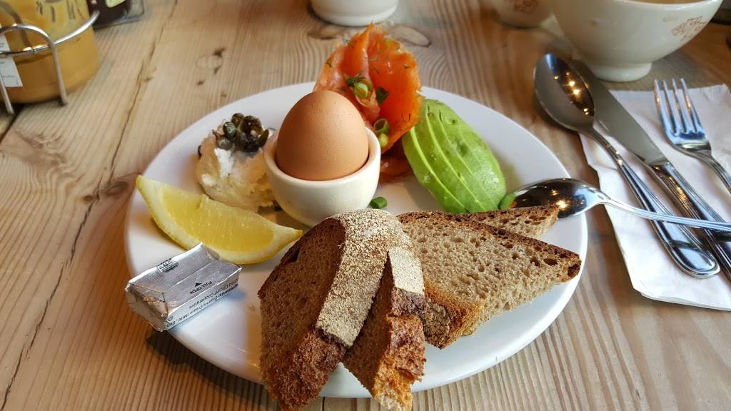 Le Pain Quotidien | restaurant | 175 N Indian Hill Blvd, Claremont, CA 91711, USA | 9094804771 OR +1 909-480-4771