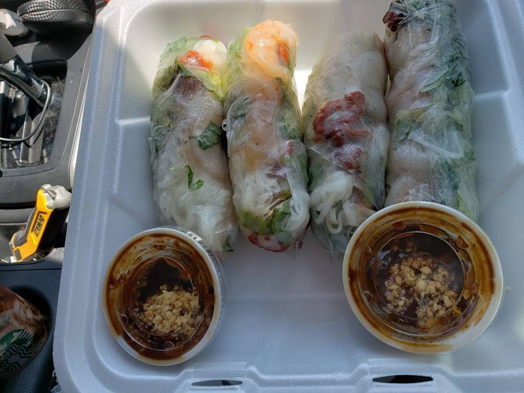 Truc Vietnamese Cuisine | restaurant | 4520 N Tryon St #17, Charlotte, NC 28213, USA | 7045981191 OR +1 704-598-1191