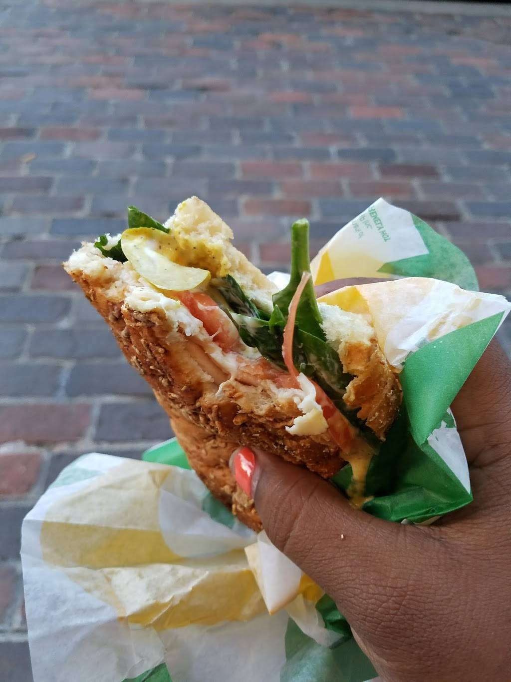Subway | restaurant | 1, 320 King St, Alexandria, VA 22314, USA | 7038794321 OR +1 703-879-4321