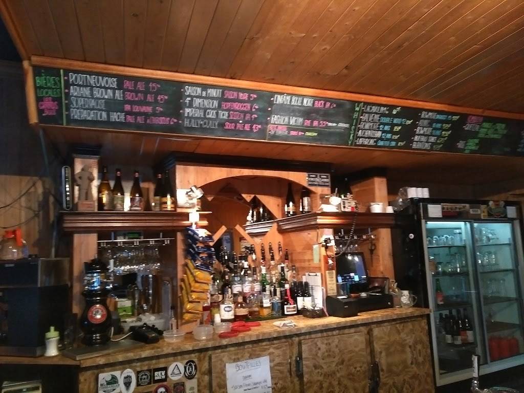 La Taverne | restaurant | 365 Rue Tessier E, Saint-Casimir, QC G0A 3L0, Canada | 4183392422 OR +1 418-339-2422