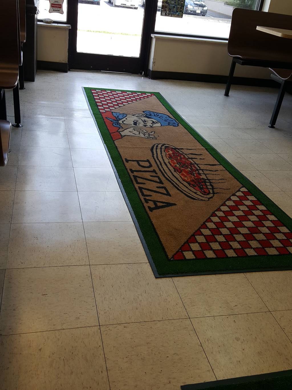 Mijos Pizza | restaurant | 427 Lake Ave, Colonia, NJ 07067, USA | 7323822992 OR +1 732-382-2992