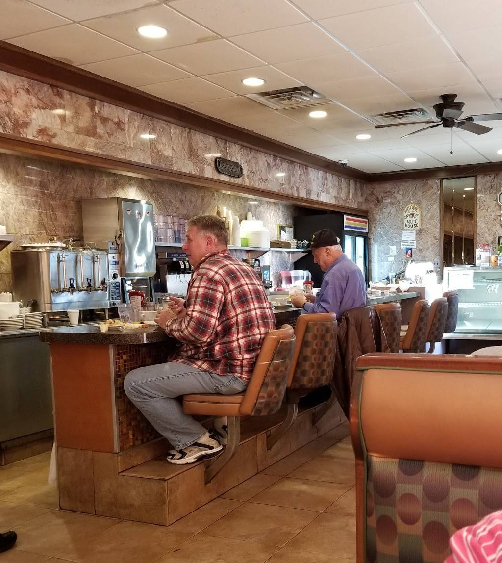Andonios Diner | restaurant | 9244 Krewstown Rd, Philadelphia, PA 19115, USA | 2156981712 OR +1 215-698-1712