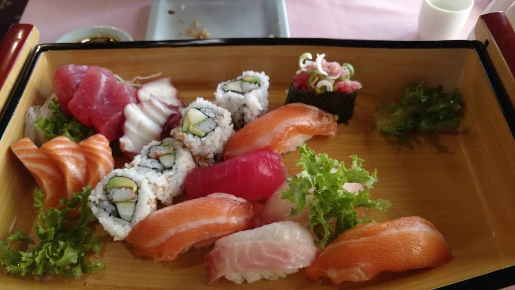 Sake Japanese Restaurant | restaurant | 670 Broadway, Saugus, MA 01906, USA | 7812333858 OR +1 781-233-3858