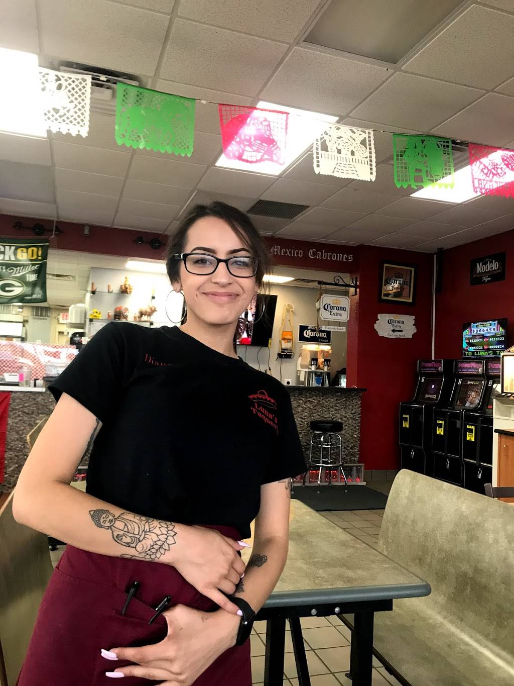 Lunas taqueria | restaurant | 117 S Royal Ave, Belgium, WI 53004, USA | 2622853367 OR +1 262-285-3367