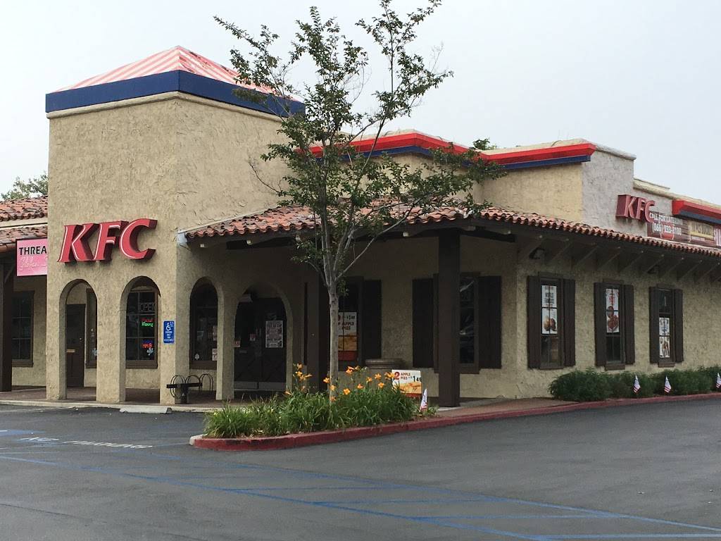 KFC | restaurant | 1404 N Kraemer Blvd, Placentia, CA 92870, USA | 7149964590 OR +1 714-996-4590