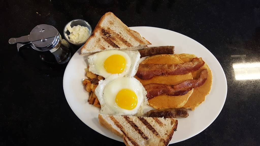 Nikos Grill & Subs | restaurant | 15 Backus Ave # 4, Danbury, CT 06810, USA | 2039174403 OR +1 203-917-4403