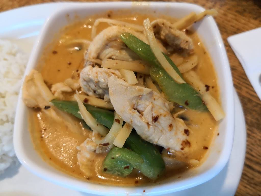 Nisas Thai Kitchen | restaurant | 575 E Harbor Dr, Warrenton, OR 97146, USA | 5038615645 OR +1 503-861-5645