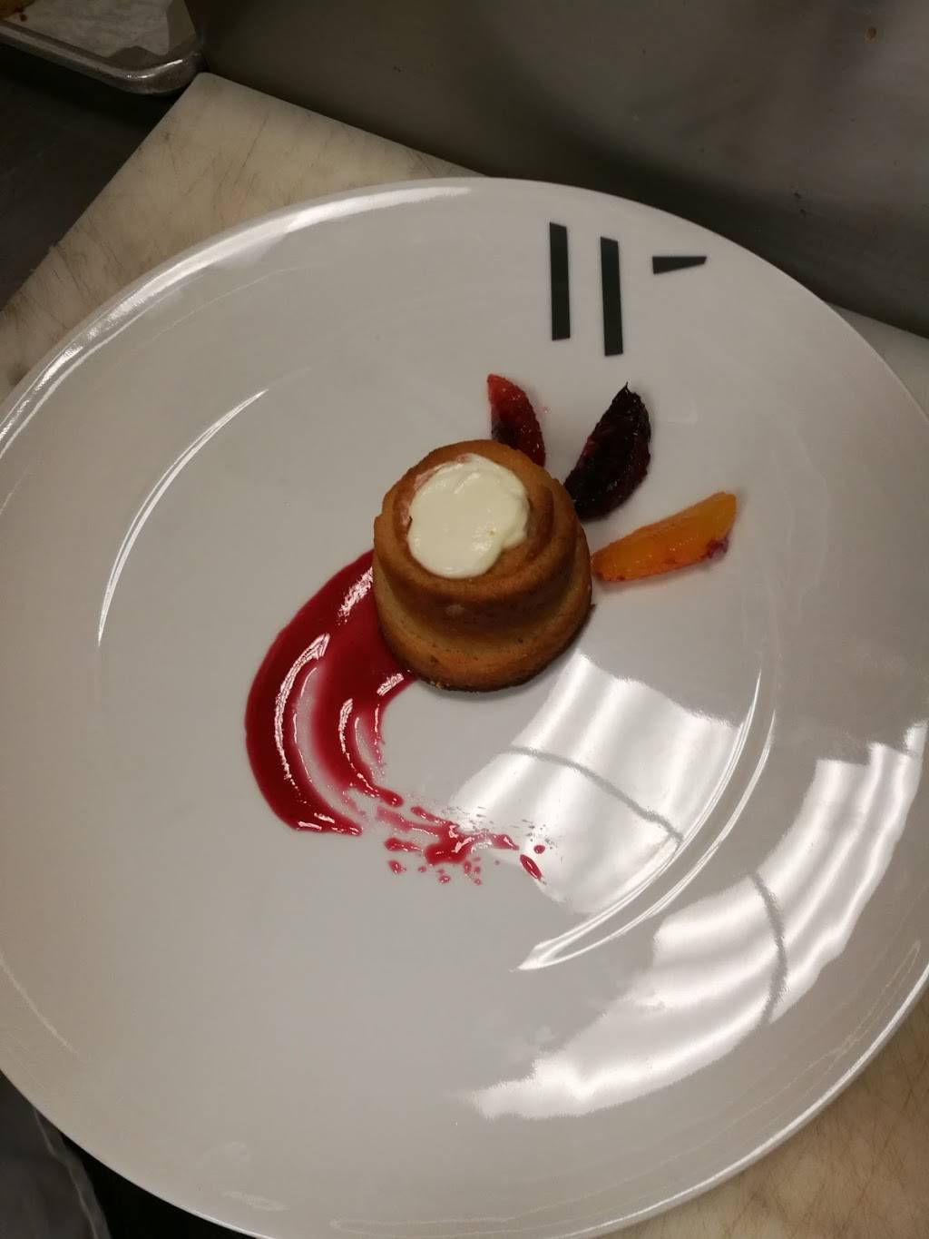 Waterleaf Restaurant | restaurant | 425 Fawell Blvd, Glen Ellyn, IL 60137, USA | 6309422284 OR +1 630-942-2284