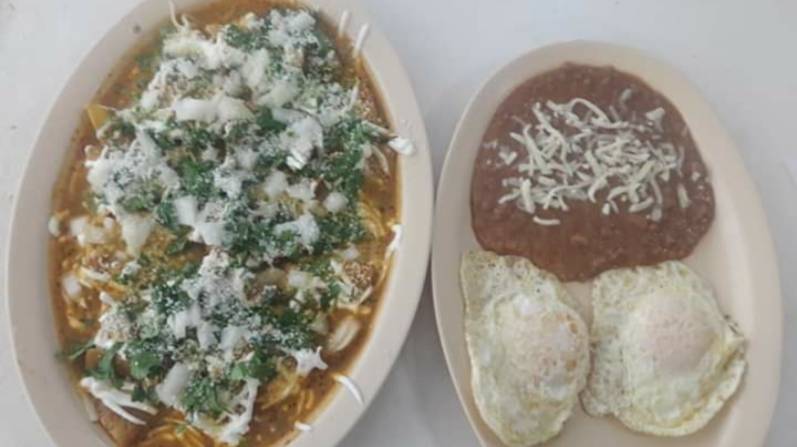 Aca Las Tortas | restaurant | 4420 Worth St, Dallas, TX 75246, USA | 4697303141 OR +1 469-730-3141