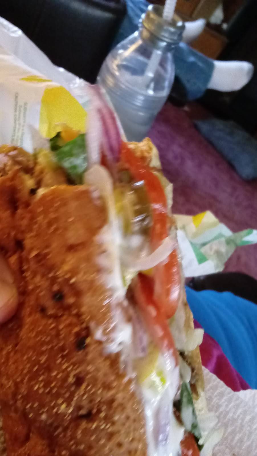 Subway | restaurant | 2212 Vermillion St, Hastings, MN 55033, USA | 6514382991 OR +1 651-438-2991