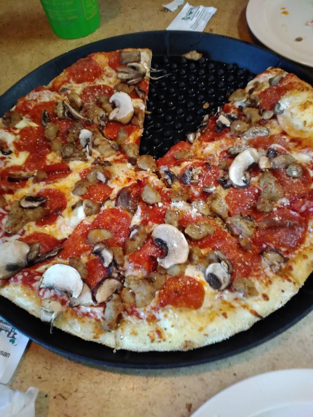 Cousin Vinnys Pizza | meal delivery | 5563 Old Troy Pike, Huber Heights, OH 45424, USA | 9374549600 OR +1 937-454-9600