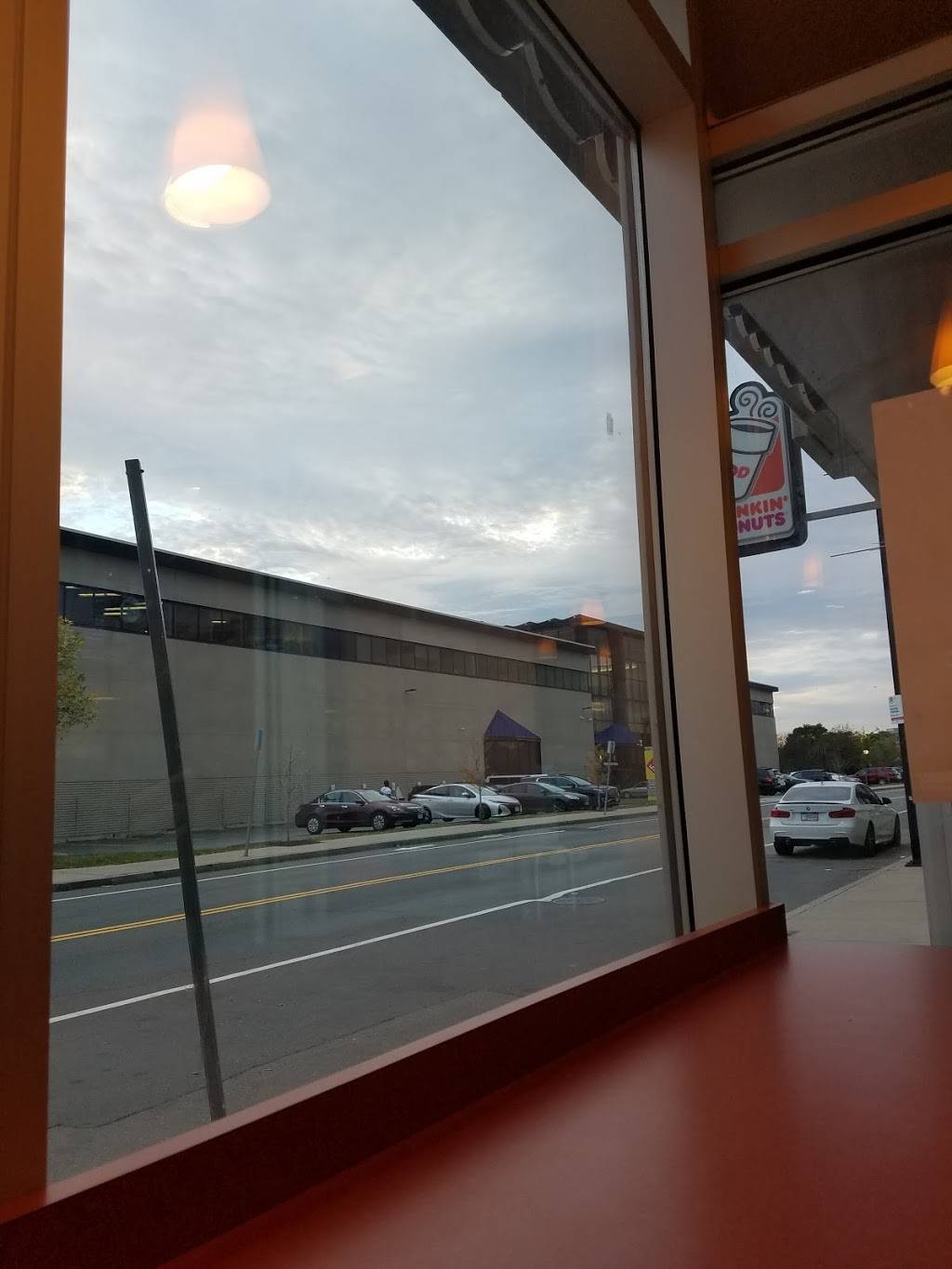 Dunkin | bakery | One Harbor St, South Boston, MA 02127, USA | 6177371860 OR +1 617-737-1860