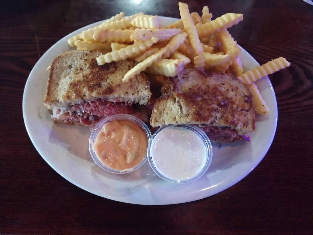 Franklins Cove | restaurant | 40675 Murrieta Hot Springs Rd, Murrieta, CA 92562, USA | 9516962211 OR +1 951-696-2211