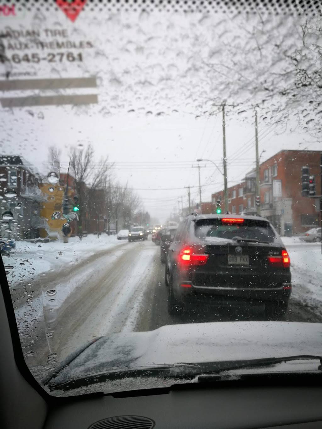 Bar Jo | restaurant | 6656 Rue Beaubien E, Montréal, QC H1M 3B3, Canada | 5142549439 OR +1 514-254-9439