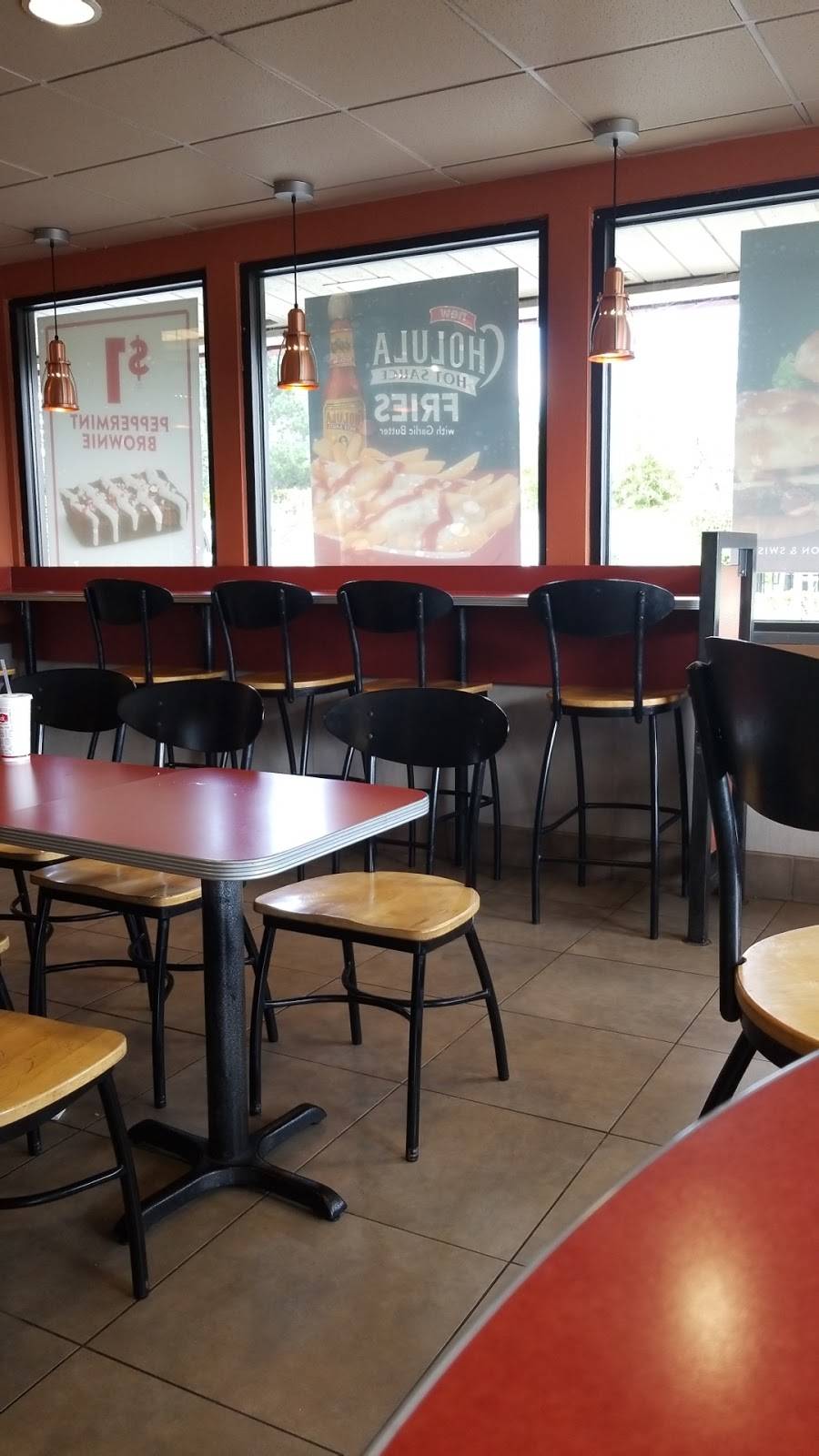 Jack in the Box | restaurant | 602 W Napa St, Sonoma, CA 95476, USA | 7079350258 OR +1 707-935-0258