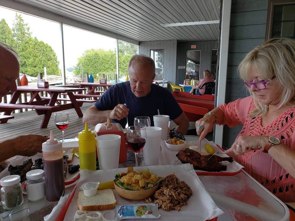 Boatyard BBQ | restaurant | 3006 Lakeshore Dr, Muskegon, MI 49441, USA | 2317477300 OR +1 231-747-7300
