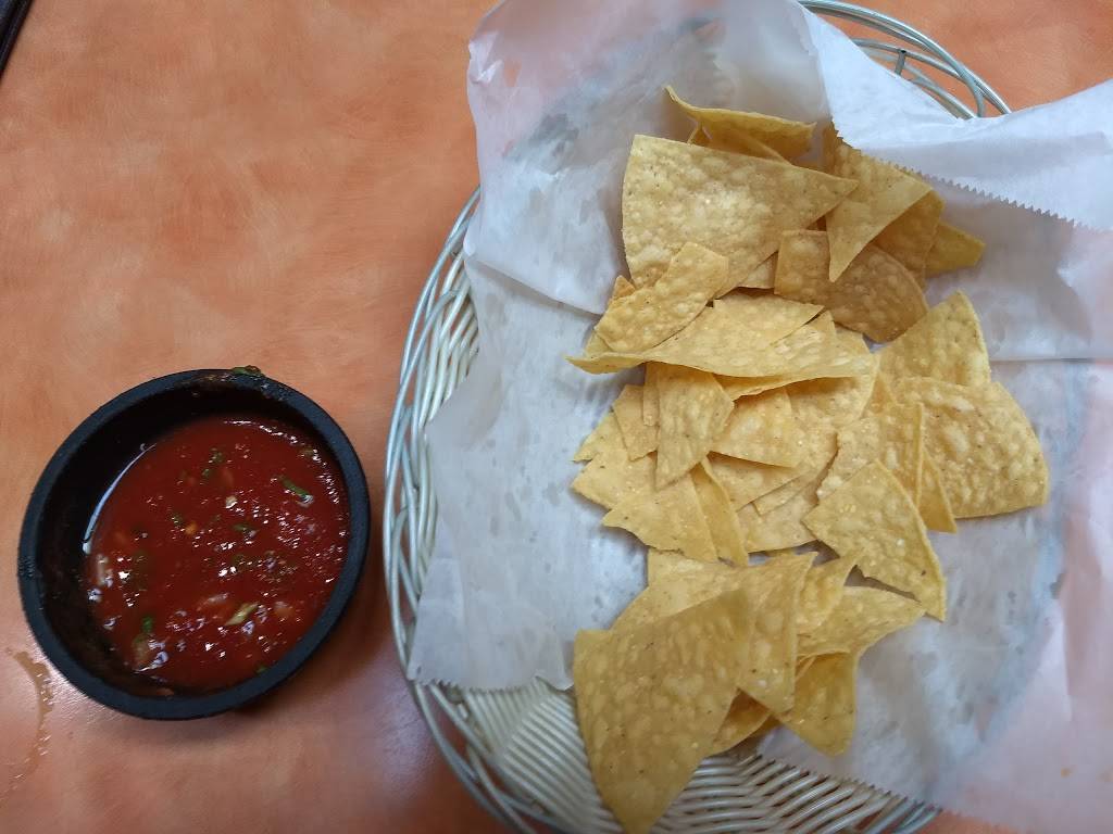 Ricardos Restaurant | restaurant | 4065 Factoria Blvd SE, Bellevue, WA 98006, USA | 4256435585 OR +1 425-643-5585