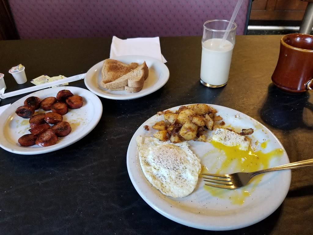 Sheris Place | restaurant | 13 N Main St, Fall River, MA 02720, USA | 5086774797 OR +1 508-677-4797