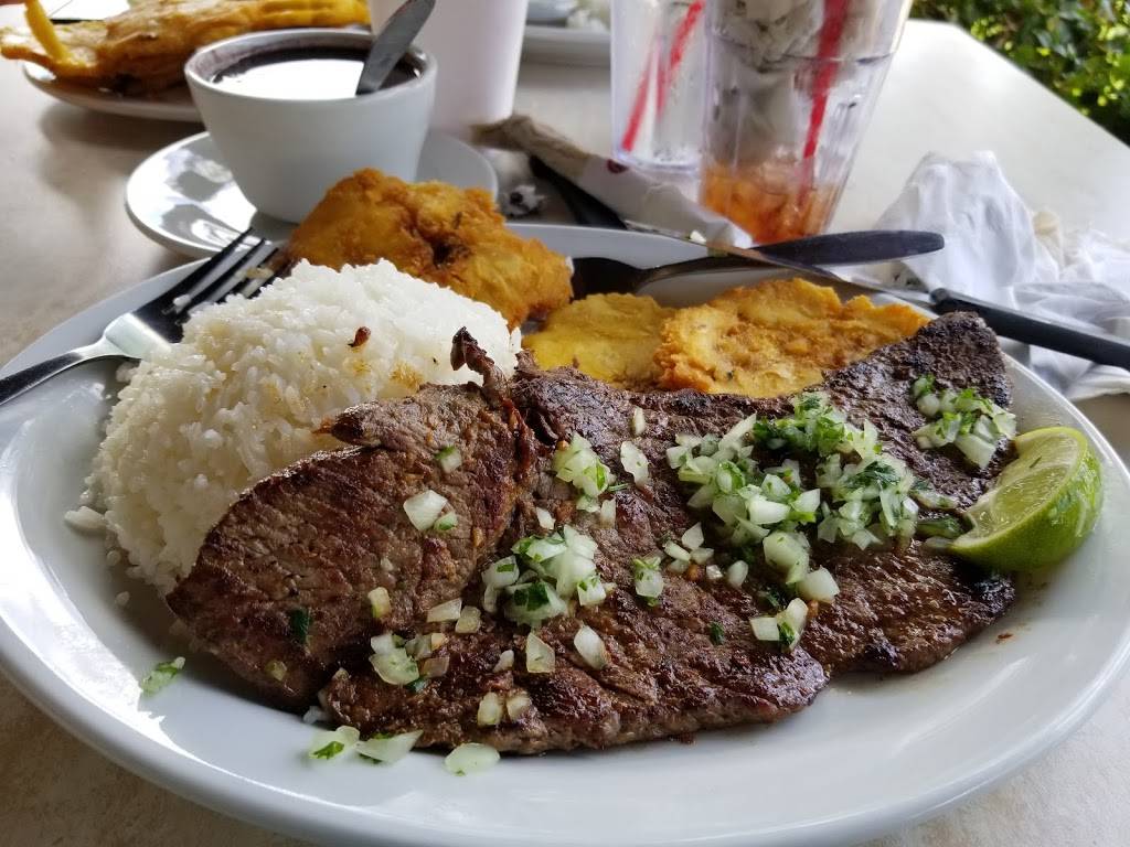 Polo Norte Coral Way | restaurant | 7360 SW 24th St, Miami, FL 33155, USA | 7865823434 OR +1 786-582-3434