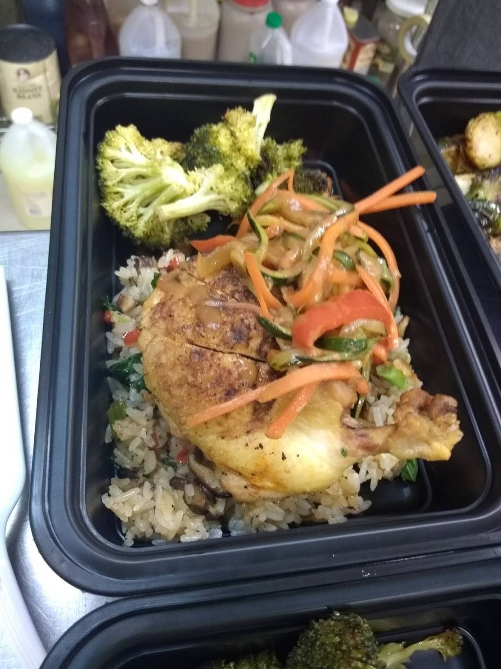 Remarkable Cuisine | restaurant | 73 Clinton Pl, Newark, NJ 07108, United States | 2016883213 OR +1 201-688-3213