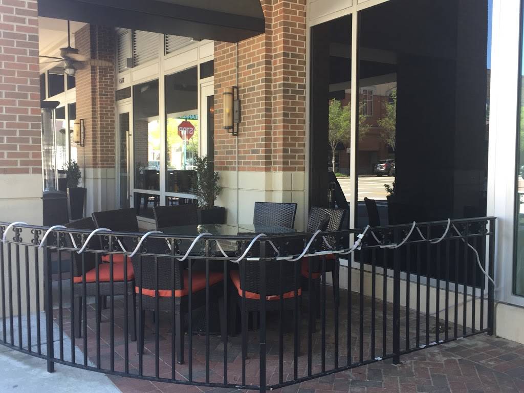 Twist Martini & Associates | restaurant | 4517 Commerce St, Virginia Beach, VA 23462, USA | 7579957878 OR +1 757-995-7878