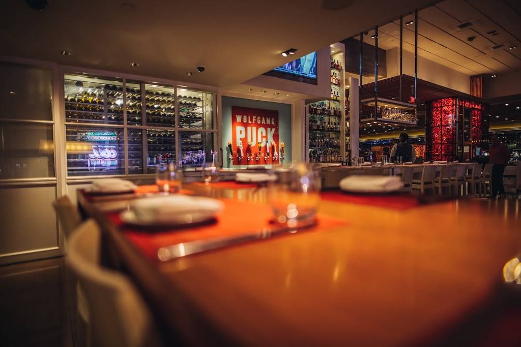 Wolfgang Puck | restaurant | MGM Grand, 3799 S Las Vegas Blvd, Las Vegas, NV 89109, USA | 8778800880 OR +1 877-880-0880