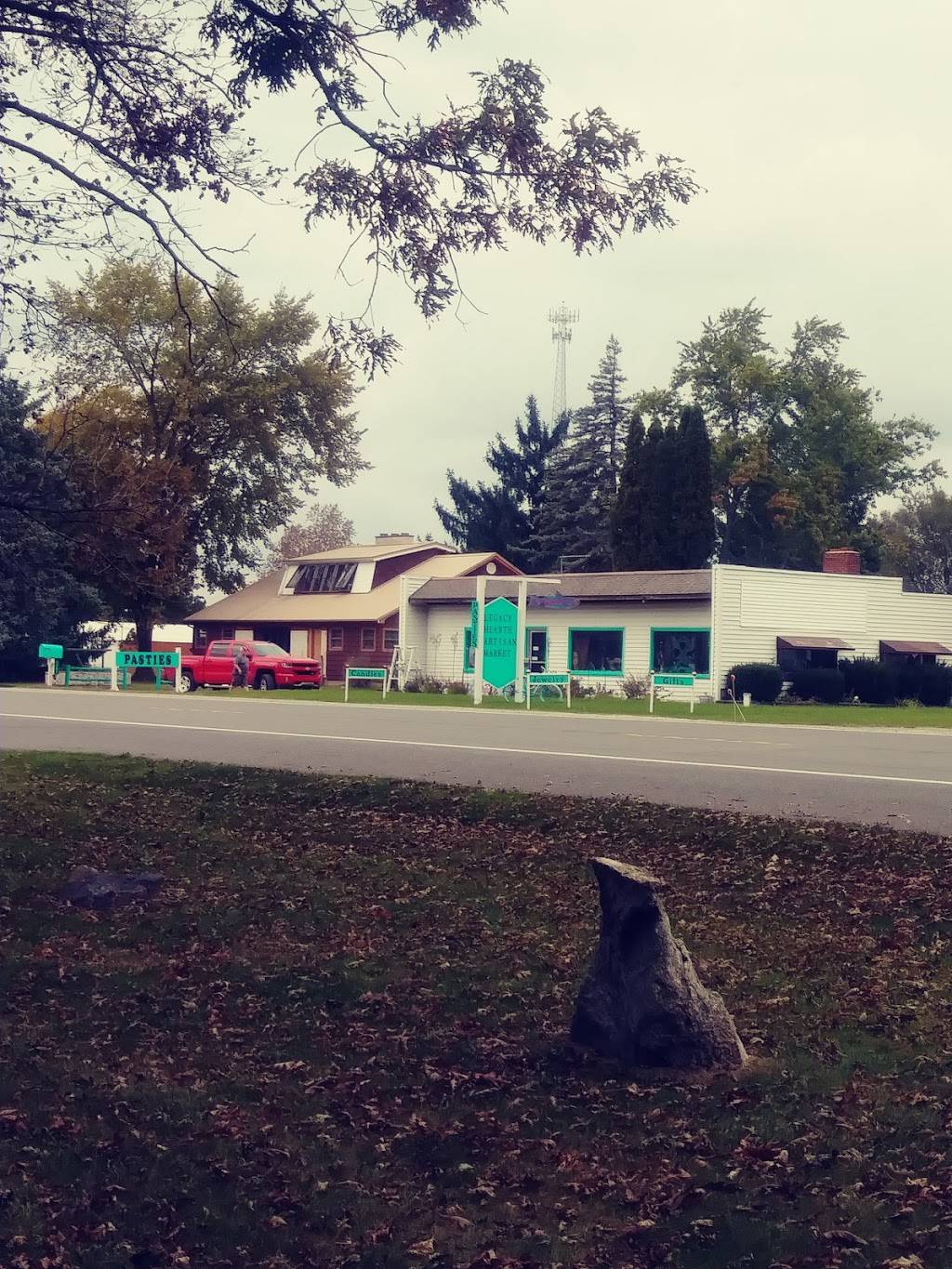 Legacy Hearth Artisan Market | meal takeaway | 6687 E Howard City-Edmore Rd, Vestaburg, MI 48891, USA | 9896204342 OR +1 989-620-4342