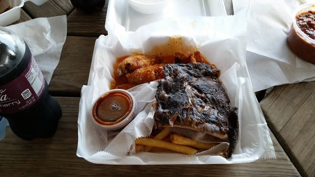 Curts Smokin Ribs | meal takeaway | 243 Pennsylvania Ave, Mill Hall, PA 17751, USA | 5707267427 OR +1 570-726-7427